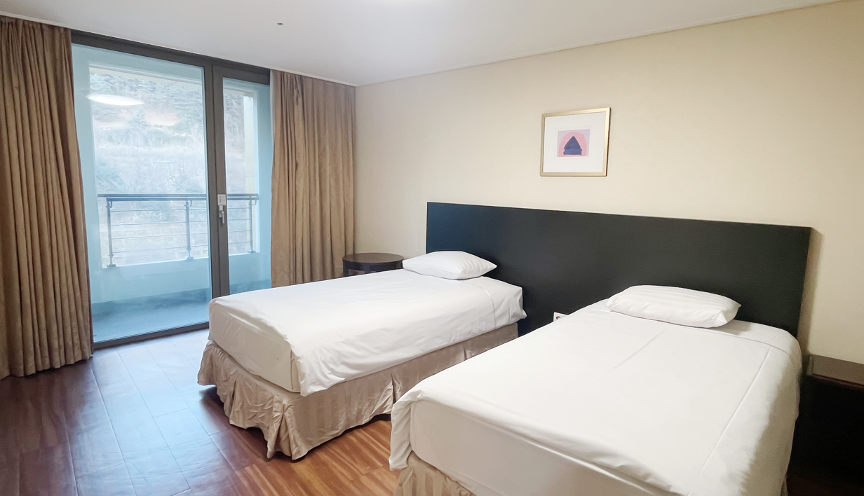 슬라이드 이미지 1