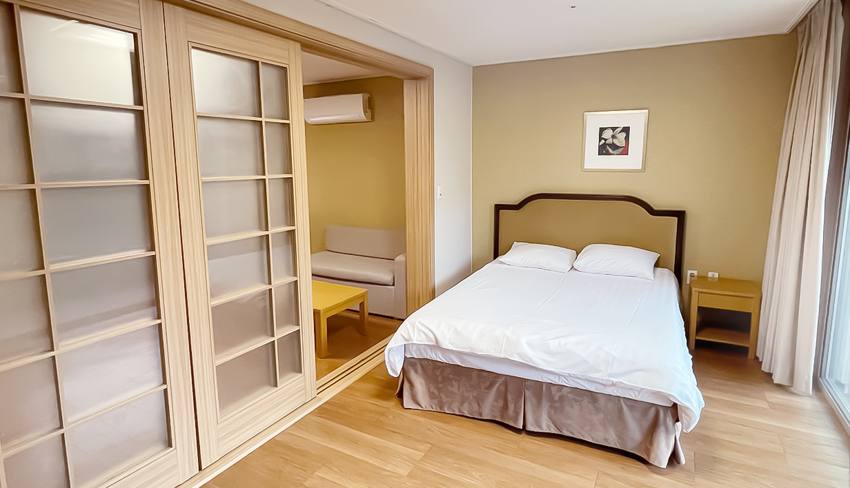 슬라이드 이미지 1